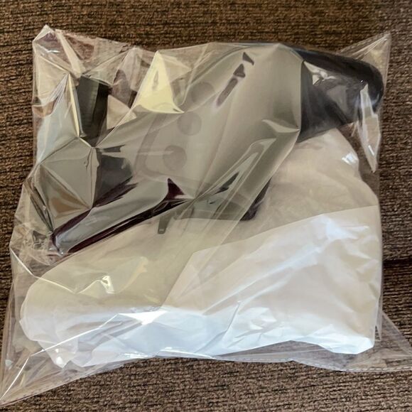 Rialto 3-Button Design Heeled Closed Shoes Sz 8M - Picture 14 of 15